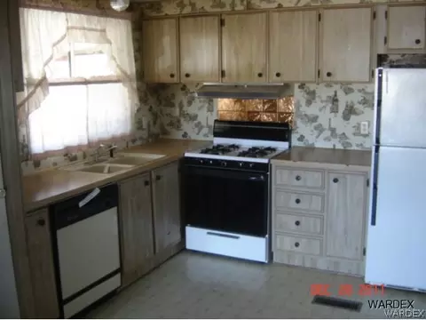 3570 E John L Ave, Kingman, AZ 86409 photo 2