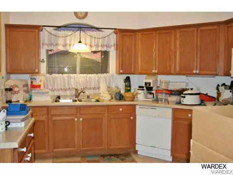 3903 E Packard Ave, Kingman, AZ 86409 photo 7