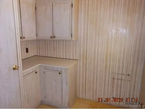 1050 E Huffman Way, Kingman, AZ 86409 photo 7