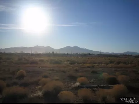 1930 E Morrow Dr, Kingman, AZ 86409 photo 3