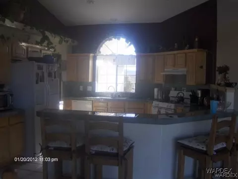 16435 E Dawn Dr, Truxton, AZ 86434 photo 6