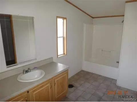 2895 E Devlin, Kingman, AZ 86409 photo 4
