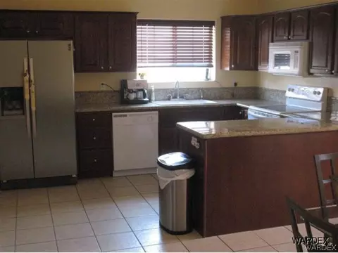 3029 Mallory Loop, Kingman, AZ 86401 photo 6