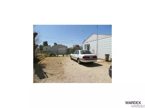 3960 E Hearne Ave, Kingman, AZ 86409 photo 2