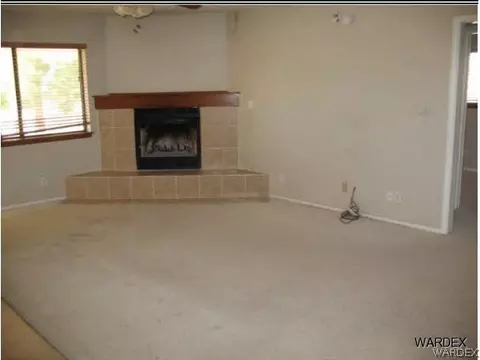 7351 E Superstition Dr, Kingman, AZ 86401 photo 2