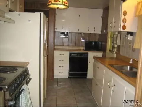2300 E Thompson Ave, Kingman, AZ 86409 photo 6