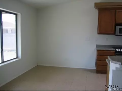 3342 E Coarra Dr, Kingman, AZ 86409 photo 3