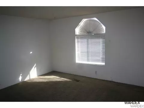 4661 E Park Dr, Topock, AZ 86436 photo 5