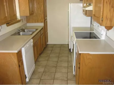 2450 E Potter Ave, Kingman, AZ 86409 photo 2