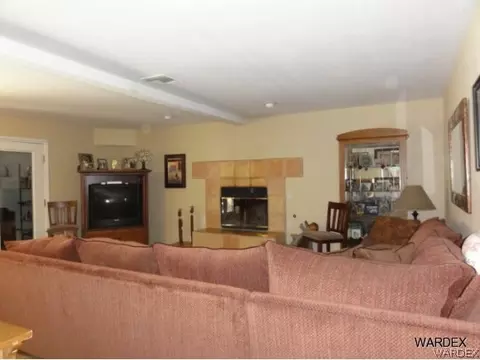 2077 Avalon Ave, Laughlin, NV 89029 photo 11