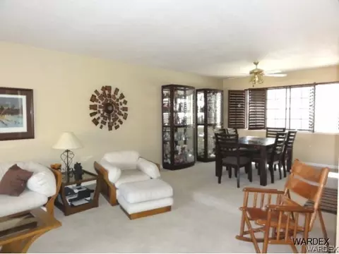 2077 Avalon Ave, Laughlin, NV 89029 photo 3