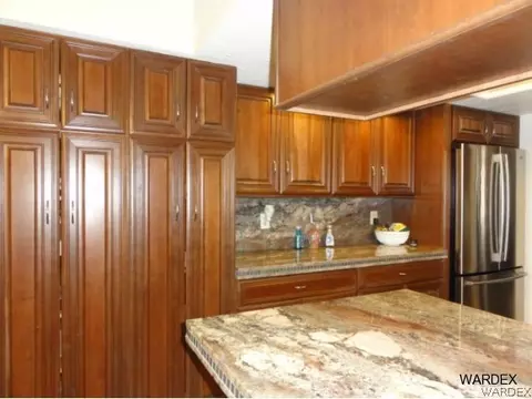 2077 Avalon Ave, Laughlin, NV 89029 photo 7