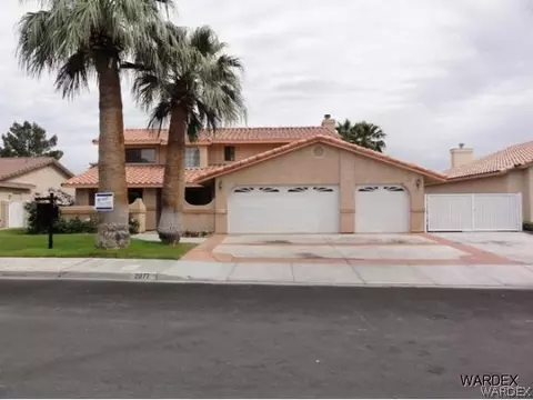 2077 Avalon Ave, Laughlin, NV 89029 photo 1