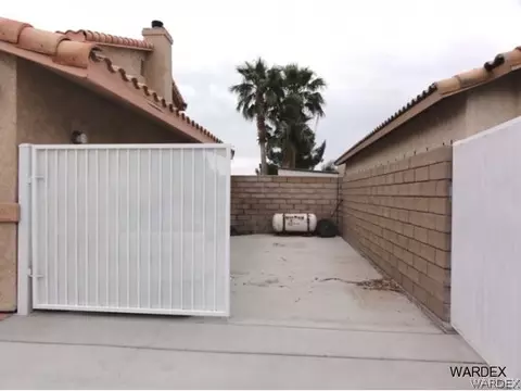 2077 Avalon Ave, Laughlin, NV 89029 photo 24