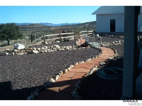 11143 E Tree Line Dr, Hackberry, AZ 86411 photo 7