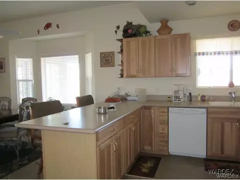 11143 E Tree Line Dr, Hackberry, AZ 86411 photo 10