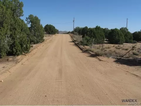 1672 S Rease Rd, Kingman, AZ 86401 photo 2