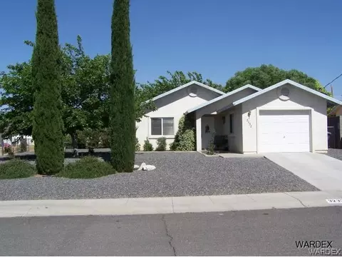 3232 N Apache, Kingman, AZ 86401 photo 1