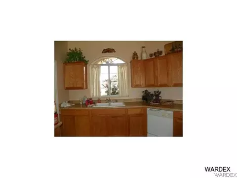 3865 E Ames Ave, Kingman, AZ 86409 photo 11