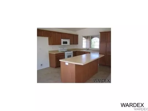 3804 E Ames Ave, Kingman, AZ 86409 photo 2