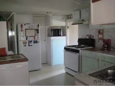 4100 Stardust Rd, Kingman, AZ 86409 photo 5