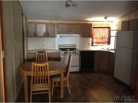 2150 Packard, Kingman, AZ 86409 photo 2