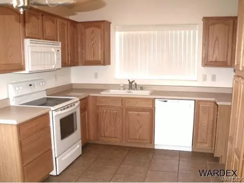 3434 N Apache St, Kingman, AZ 86401 photo 3