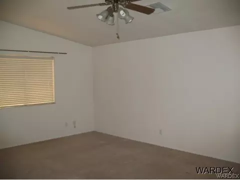 7440 N Superstition Dr, Kingman, AZ 86401 photo 2