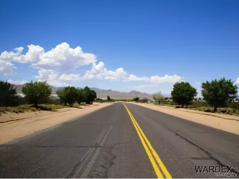 7120 E Concho Dr, Kingman, AZ 86401 photo 4