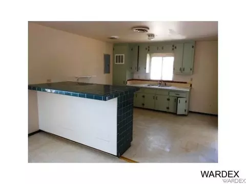 308 D St, Needles, CA 92363 photo 3