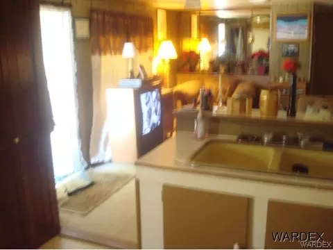 2364 Ames, Kingman, AZ 86401 photo 4