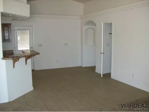 3227 E Packard Ave, Kingman, AZ 86409 photo 3