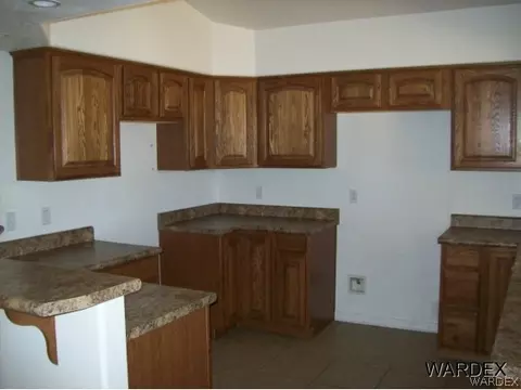 3227 E Packard Ave, Kingman, AZ 86409 photo 5