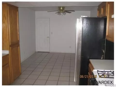1041 Earl Ct, Needles, CA 92363 photo 3