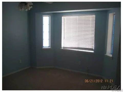 1041 Earl Ct, Needles, CA 92363 photo 4