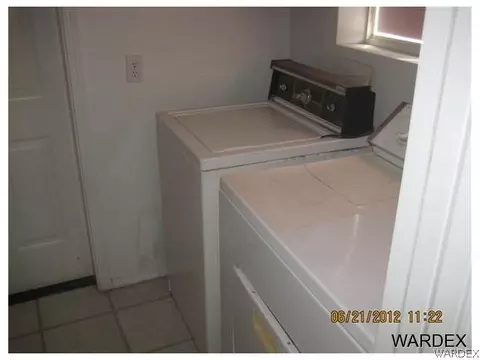 1041 Earl Ct, Needles, CA 92363 photo 9