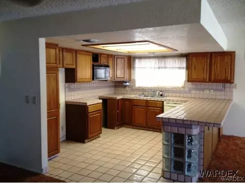 1900 Cortez St, Needles, CA 92363 photo 2