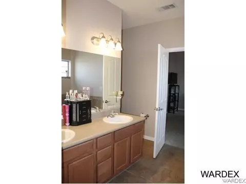 7265 E Stoneaxe Dr, Kingman, AZ 86401 photo 9
