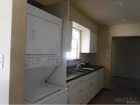 567 California, Needles, CA 92363 photo 10