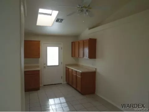 2540 E Hearne, Kingman, AZ 86409 photo 6