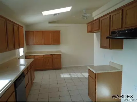 2540 E Hearne, Kingman, AZ 86409 photo 8