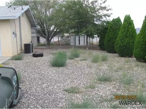 3301 Apache St, Kingman, AZ 86401 photo 2