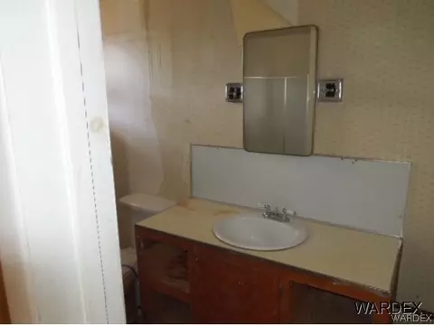 3570 E Cardinal Ln, Kingman, AZ 86409 photo 12