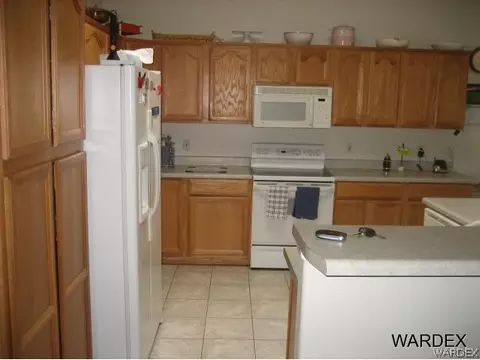 3925 E Lass Ave, Kingman, AZ 86409 photo 2