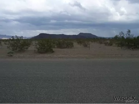 39882 S Mcvay Rd, Bouse, AZ 85325 photo 2