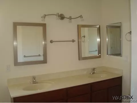3965 E Ames, Kingman, AZ 86409 photo 9