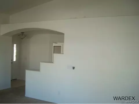 3811 E Ames, Kingman, AZ 86409 photo 3
