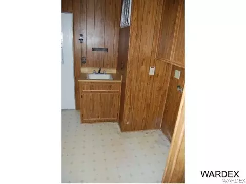 1315 E Ames Ave, Kingman, AZ 86409 photo 9