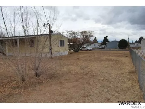 1315 E Ames Ave, Kingman, AZ 86409 photo 4