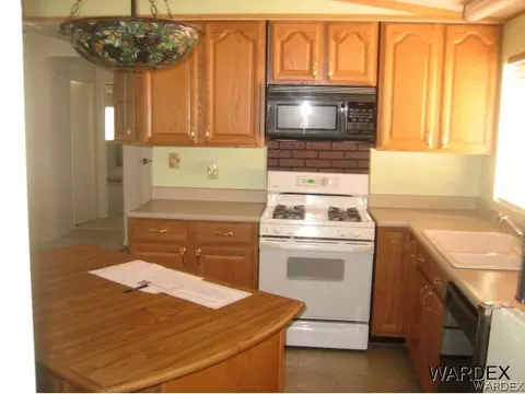 5063 E Camelback Loop, Kingman, AZ 86409 photo 3